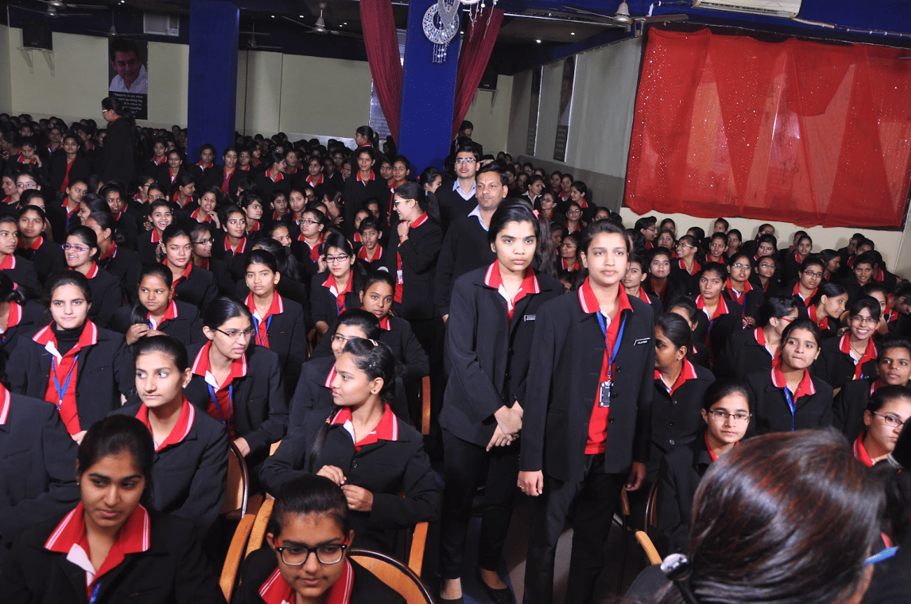 Biyani Girls College Jaipur Croded photo 4